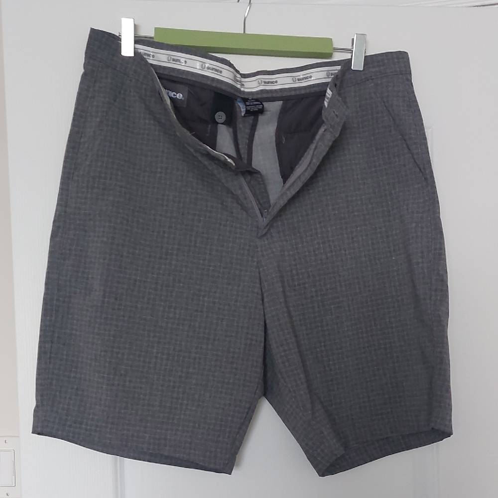 NWOT, Sunice Men's Charcoal Checkered Shorts